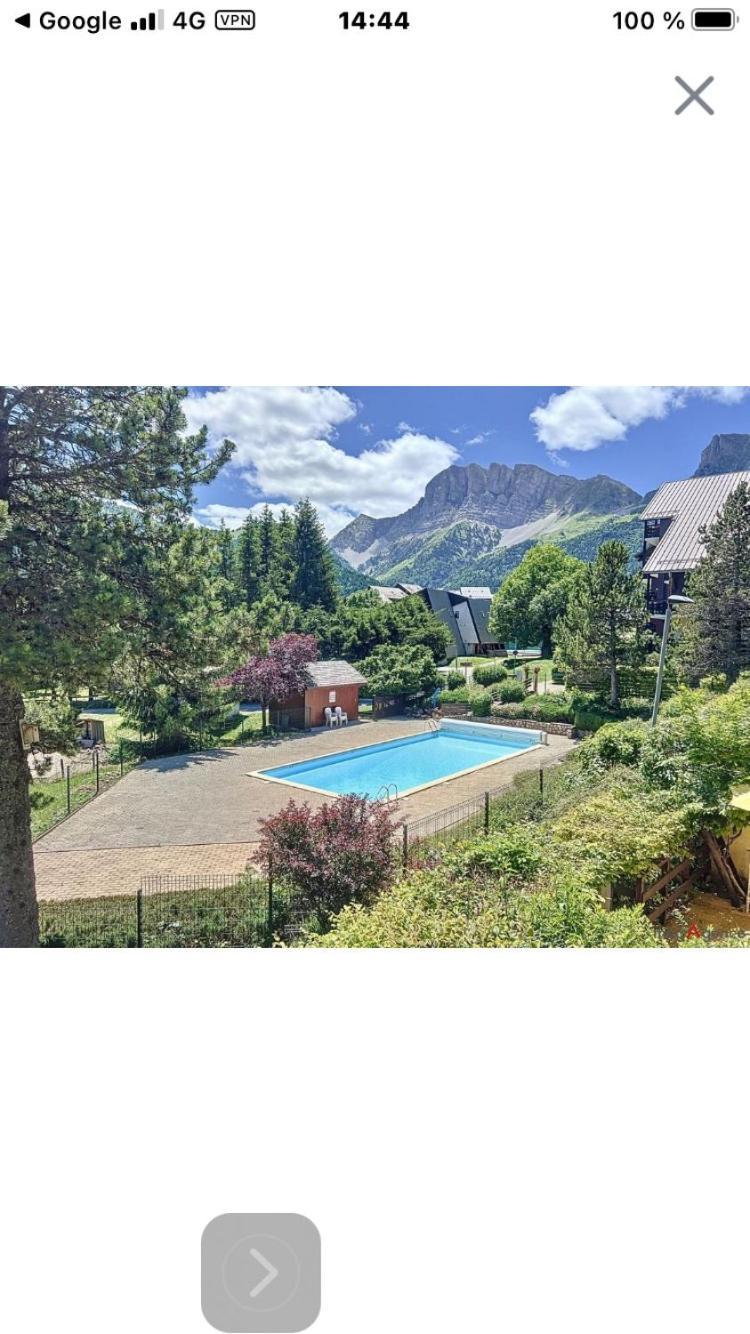 Studio mansardé 18 m2 climatisé avec piscine privée Gresse-en-Vercors Exterior foto